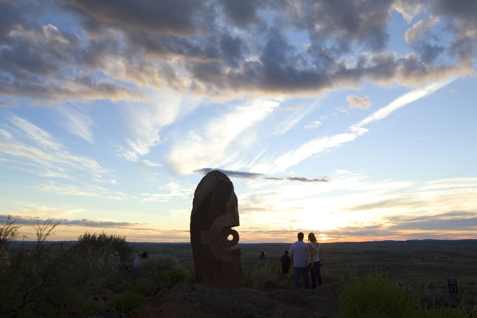 Sculpture_Perfect _Light_dusk