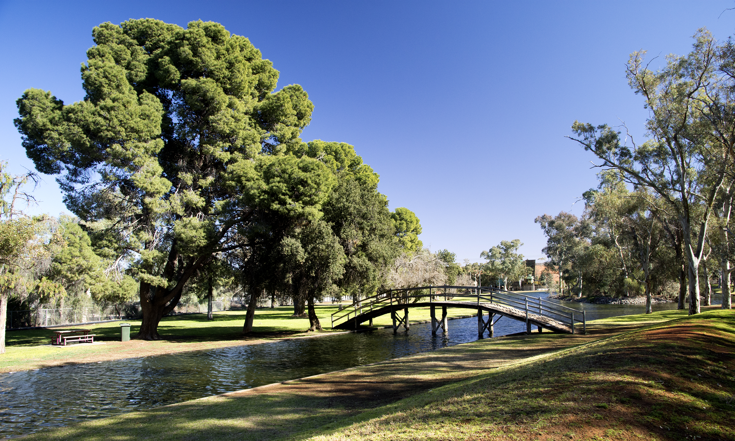 zinc-lakes-bridge